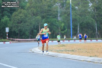 BINH DUONG NEW CITY HALF MARATHON 2024 - Ảnh #1735653