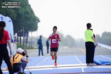 BINH DUONG NEW CITY HALF MARATHON 2024 - Ảnh #1771148