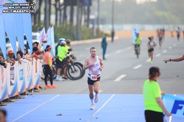 BINH DUONG NEW CITY HALF MARATHON 2024 - Ảnh #1739103