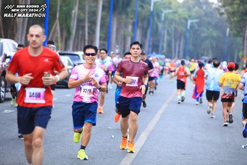 BINH DUONG NEW CITY HALF MARATHON 2024 - Ảnh #1750528