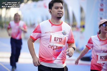 BINH DUONG NEW CITY HALF MARATHON 2024 - Ảnh #1762043