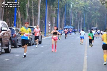 BINH DUONG NEW CITY HALF MARATHON 2024 - Ảnh #1756065