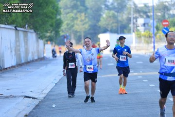 BINH DUONG NEW CITY HALF MARATHON 2024 - Ảnh #1768831