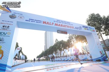BINH DUONG NEW CITY HALF MARATHON 2024 - Ảnh #1819655