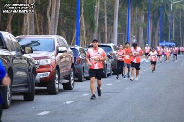 BINH DUONG NEW CITY HALF MARATHON 2024 - Ảnh #1756312