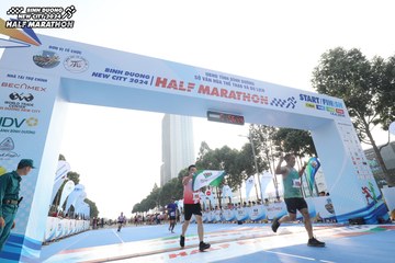 BINH DUONG NEW CITY HALF MARATHON 2024 - Ảnh #1821615