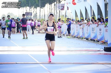 BINH DUONG NEW CITY HALF MARATHON 2024 - Ảnh #1760295