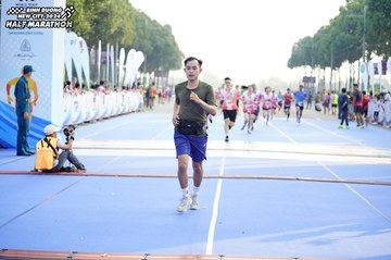 BINH DUONG NEW CITY HALF MARATHON 2024 - Ảnh #1762923