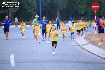 BINH DUONG NEW CITY HALF MARATHON 2024 - Ảnh #1726620