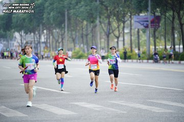 BINH DUONG NEW CITY HALF MARATHON 2024 - Ảnh #1729831