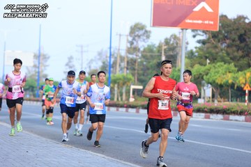 BINH DUONG NEW CITY HALF MARATHON 2024 - Ảnh #1776298