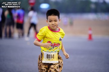 BINH DUONG NEW CITY HALF MARATHON 2024 - Ảnh #1725389