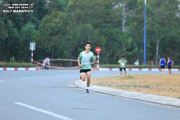 BINH DUONG NEW CITY HALF MARATHON 2024 - Ảnh #1735632