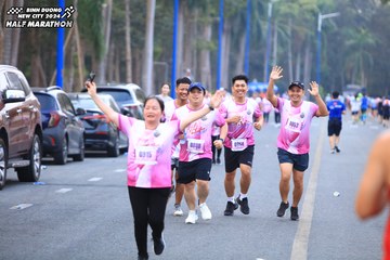 BINH DUONG NEW CITY HALF MARATHON 2024 - Ảnh #1755314