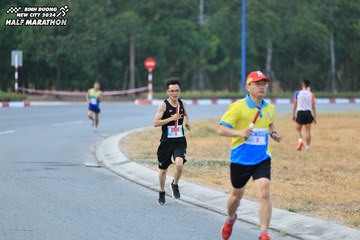 BINH DUONG NEW CITY HALF MARATHON 2024 - Ảnh #1734975