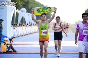 BINH DUONG NEW CITY HALF MARATHON 2024 - Ảnh #1758328