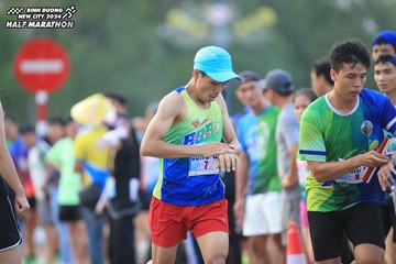 BINH DUONG NEW CITY HALF MARATHON 2024 - Ảnh #1736873