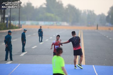 BINH DUONG NEW CITY HALF MARATHON 2024 - Ảnh #1738542