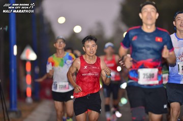 BINH DUONG NEW CITY HALF MARATHON 2024 - Ảnh #1756569