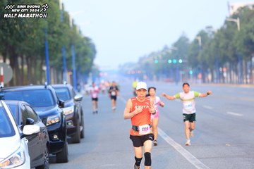 BINH DUONG NEW CITY HALF MARATHON 2024 - Ảnh #1739709