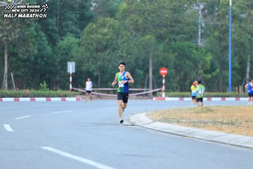 BINH DUONG NEW CITY HALF MARATHON 2024 - Ảnh #1735701