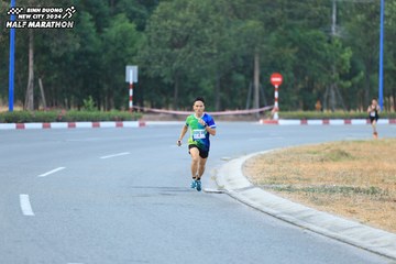 BINH DUONG NEW CITY HALF MARATHON 2024 - Ảnh #1735193