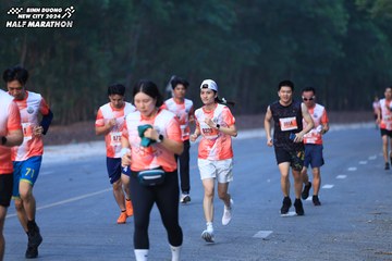 BINH DUONG NEW CITY HALF MARATHON 2024 - Ảnh #1750112