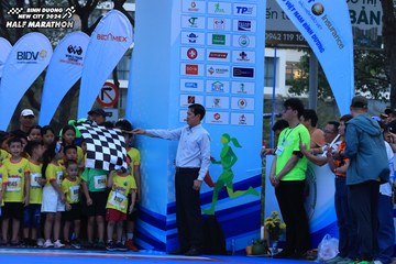 BINH DUONG NEW CITY HALF MARATHON 2024 - Ảnh #1729061