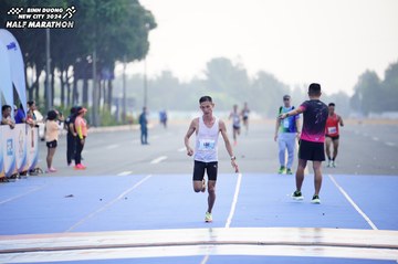 BINH DUONG NEW CITY HALF MARATHON 2024 - Ảnh #1772693