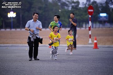 BINH DUONG NEW CITY HALF MARATHON 2024 - Ảnh #1725851