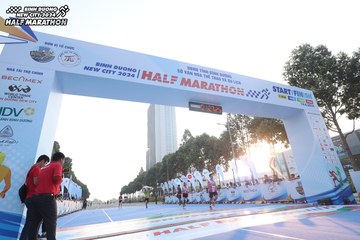 BINH DUONG NEW CITY HALF MARATHON 2024 - Ảnh #1819437
