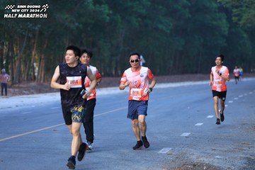 BINH DUONG NEW CITY HALF MARATHON 2024 - Ảnh #1750131