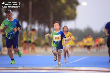 BINH DUONG NEW CITY HALF MARATHON 2024 - Ảnh #1724330
