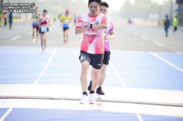 BINH DUONG NEW CITY HALF MARATHON 2024 - Ảnh #1757972