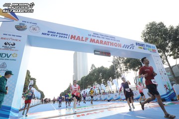 BINH DUONG NEW CITY HALF MARATHON 2024 - Ảnh #1821697