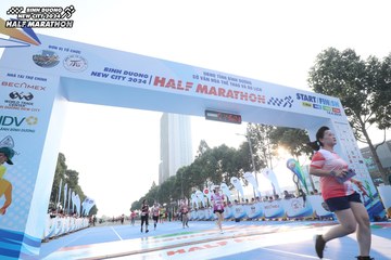BINH DUONG NEW CITY HALF MARATHON 2024 - Ảnh #1820765