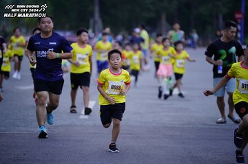 BINH DUONG NEW CITY HALF MARATHON 2024 - Ảnh #1724638