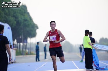 BINH DUONG NEW CITY HALF MARATHON 2024 - Ảnh #1771032
