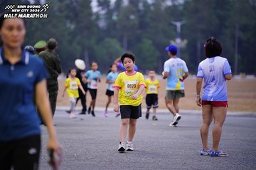 BINH DUONG NEW CITY HALF MARATHON 2024 - Ảnh #1725600