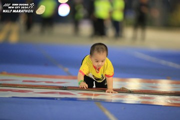 BINH DUONG NEW CITY HALF MARATHON 2024 - Ảnh #1728775