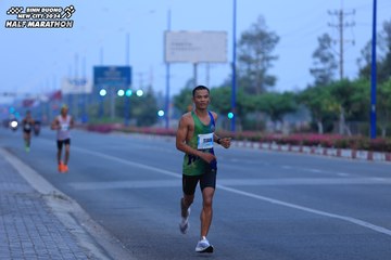 BINH DUONG NEW CITY HALF MARATHON 2024 - Ảnh #1764120