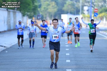 BINH DUONG NEW CITY HALF MARATHON 2024 - Ảnh #1770379
