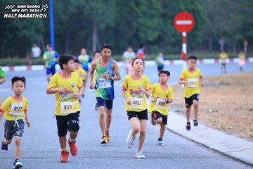 BINH DUONG NEW CITY HALF MARATHON 2024 - Ảnh #1726364