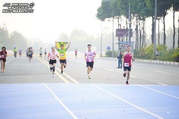 BINH DUONG NEW CITY HALF MARATHON 2024 - Ảnh #1757090