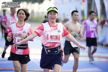 BINH DUONG NEW CITY HALF MARATHON 2024 - Ảnh #1761953