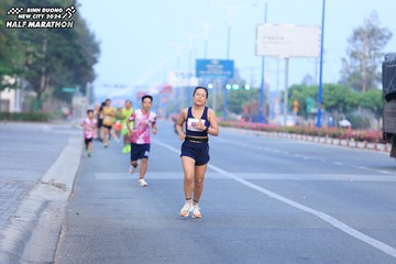 BINH DUONG NEW CITY HALF MARATHON 2024 - Ảnh #1767176