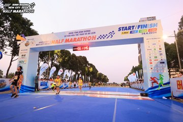 BINH DUONG NEW CITY HALF MARATHON 2024 - Ảnh #1729631