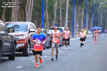 BINH DUONG NEW CITY HALF MARATHON 2024 - Ảnh #1756037