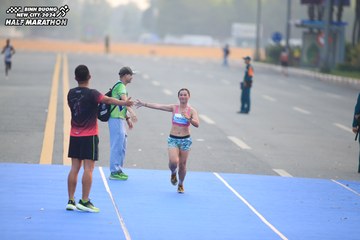 BINH DUONG NEW CITY HALF MARATHON 2024 - Ảnh #1738785