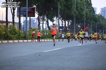 BINH DUONG NEW CITY HALF MARATHON 2024 - Ảnh #1727717